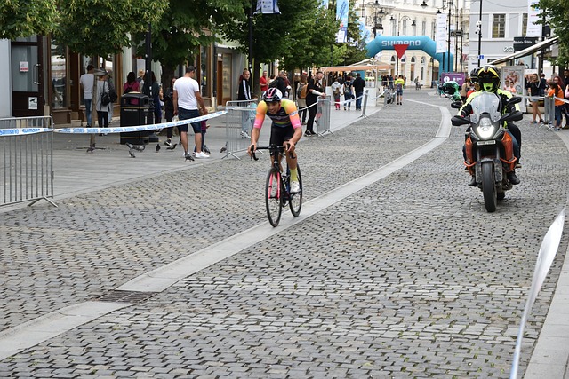 解决交通难 解决交通难
